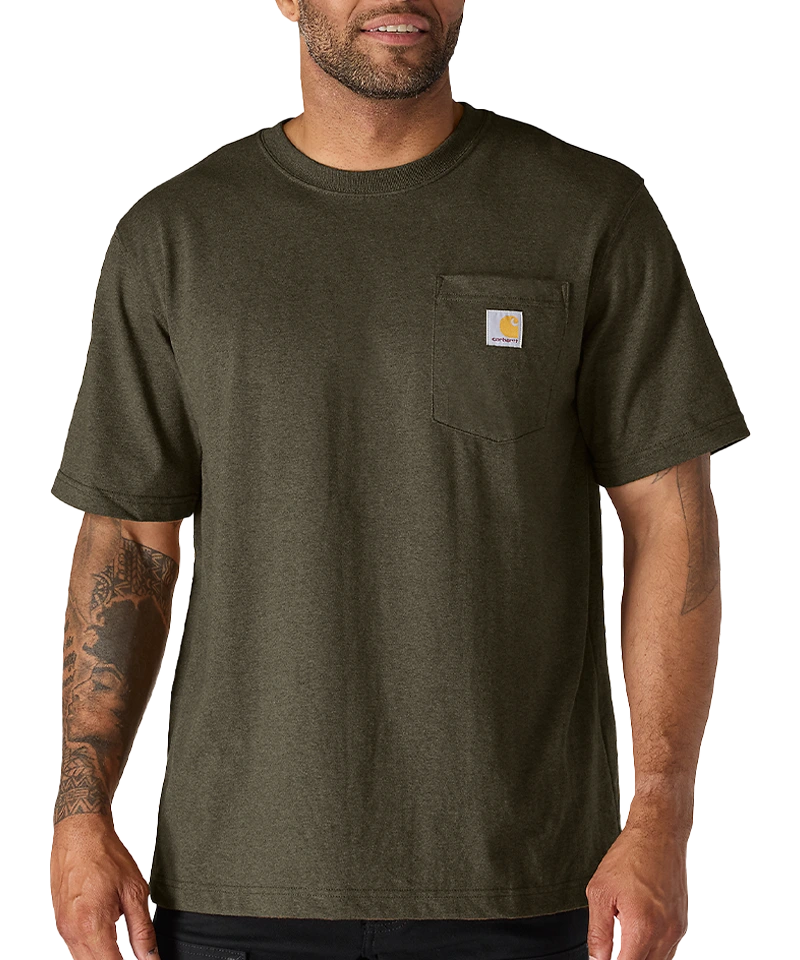 Carhartt t-shirt met borstzak K87 groen voorkant aan
