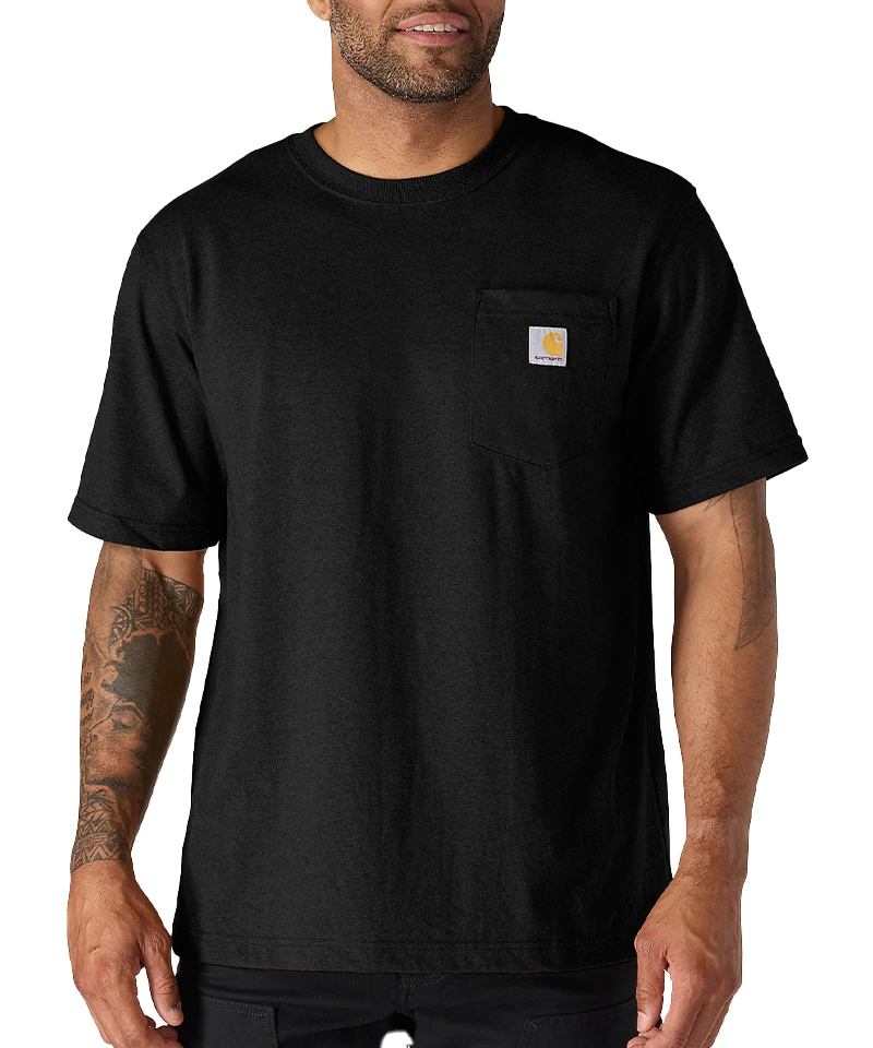 Carhartt t-shirt met borstzak K87 zwart voorkant aan